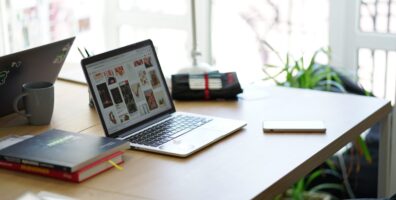 温哥华论文代写推荐